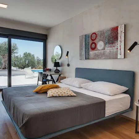 Swanky In With Private Garden * Vodnjan