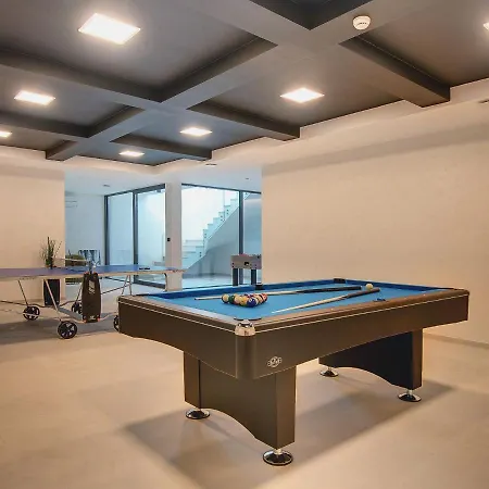Swanky In With Private Garden * Vodnjan